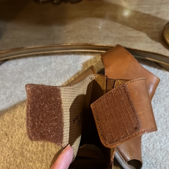 Booties - Picture 6 of 7